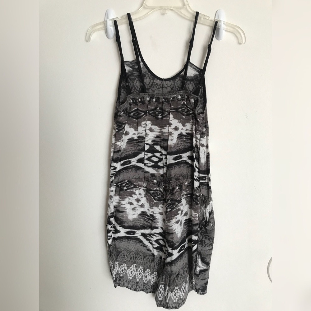 Romper - Picture 2 of 2